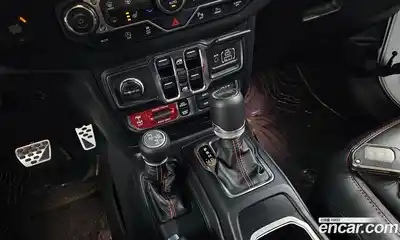 Jeep Wrangler 2023 2.0 гидро в Москве № 169354, миниатюра 9