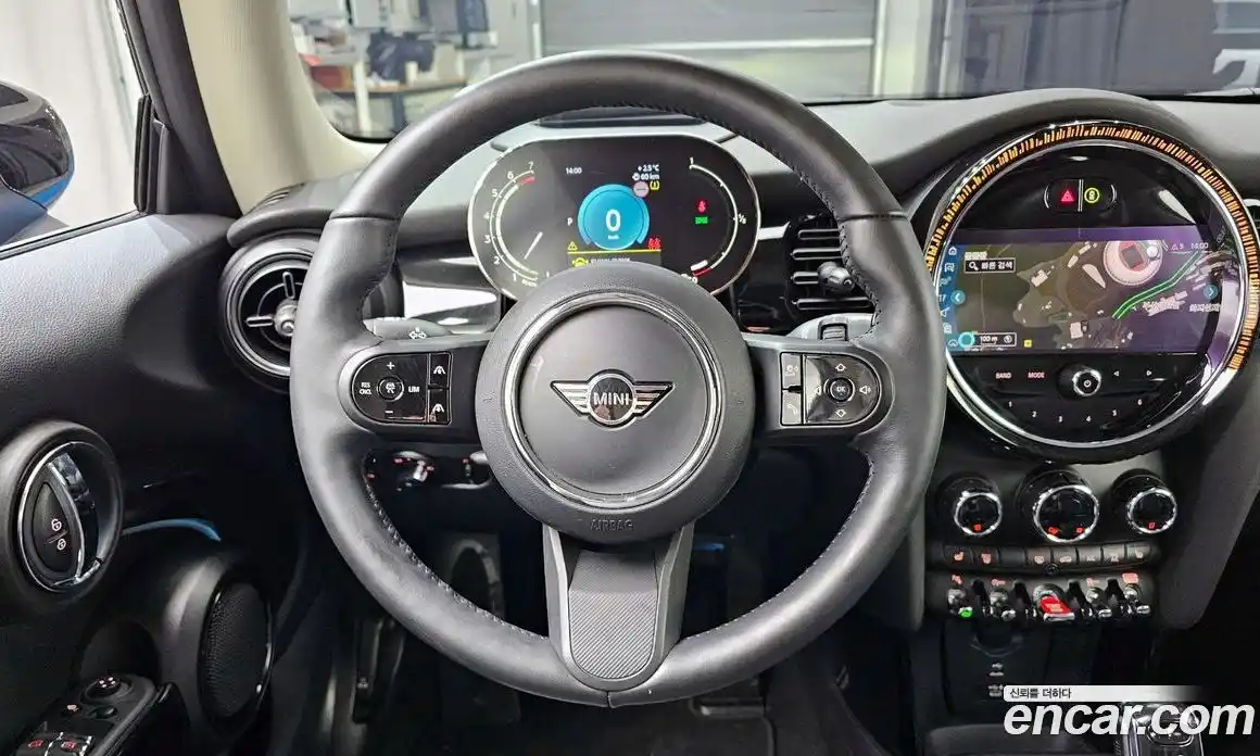 Mini Cooper 2022 2.0 гидро в Москве № 171317, фото 13