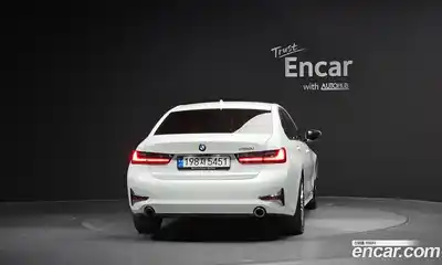 BMW 3-Series 2022 2.0 гидро в Москве № 191889, миниатюра 4