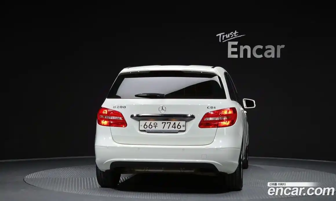 Mercedes-Benz B-Class 2012 1.8 гидро в Москве № 195261, фото 4