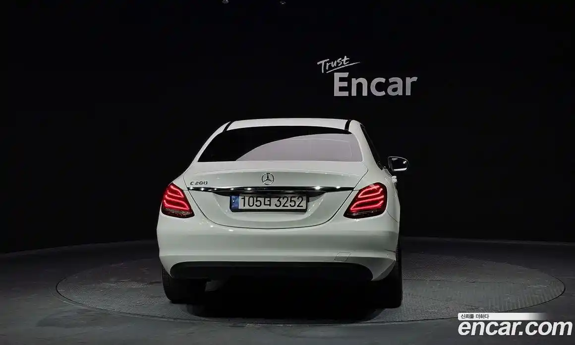 Mercedes-Benz C-Class 2016 2.0 гидро в Москве № 195347, фото 4