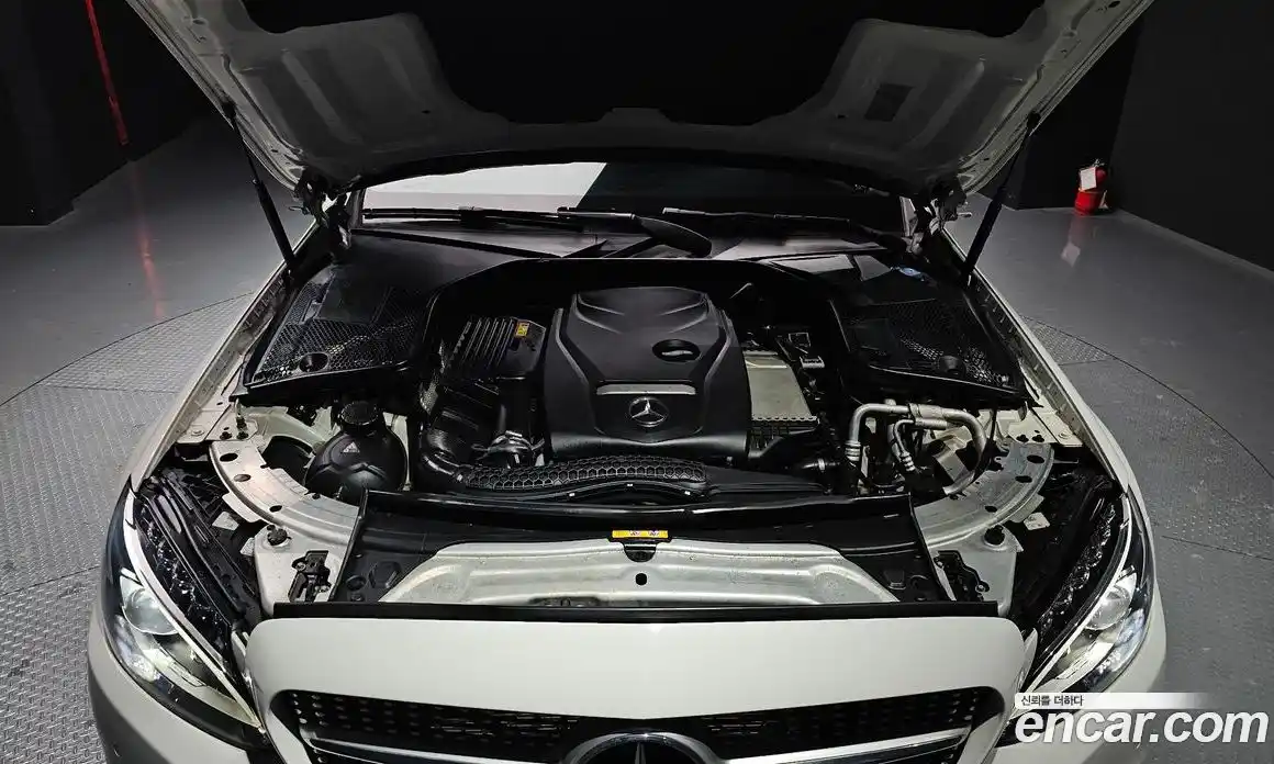 Mercedes-Benz C-Class 2016 2.0 гидро в Москве № 195347, фото 6