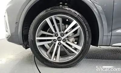 Audi Q5 2022 2.0 гидро в Москве № 196308, миниатюра 5