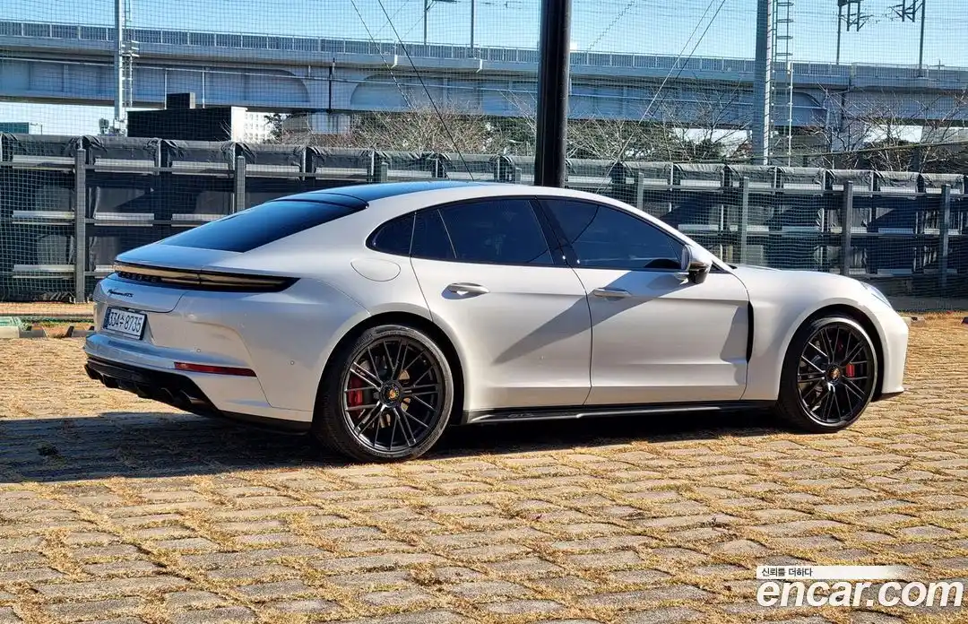 Porsche Panamera 2025 4.0 гидро в Москве № 197748, фото 5