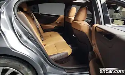 Lexus ES 2021 2.5 гидро в Москве № 198903, миниатюра 12