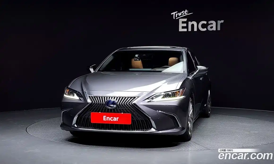 Lexus ES 2021 2.5 гидро в Москве № 198903, фото 3