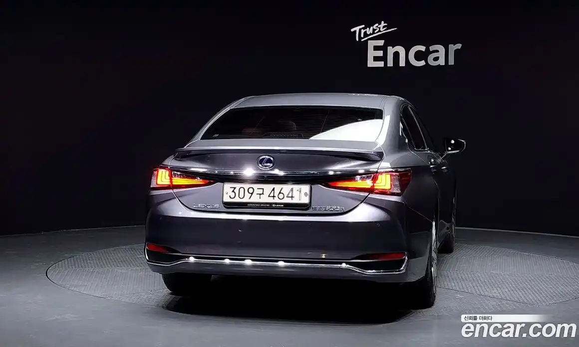 Lexus ES 2021 2.5 гидро в Москве № 198903, фото 4