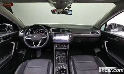 Volkswagen Tiguan 2022 2.0 гидро в Москве № 198969, миниатюра 7