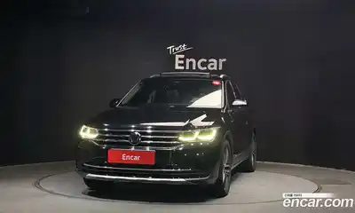 Volkswagen Tiguan 2023 2.0 гидро в Москве № 199040, миниатюра 3