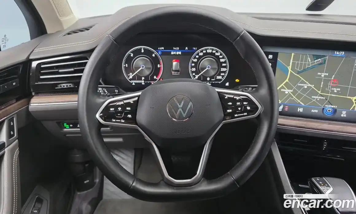 Volkswagen Touareg 2023 3.0 гидро в Москве № 199057, фото 13