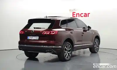 Volkswagen Touareg 2023 3.0 гидро в Москве № 199057, миниатюра 2