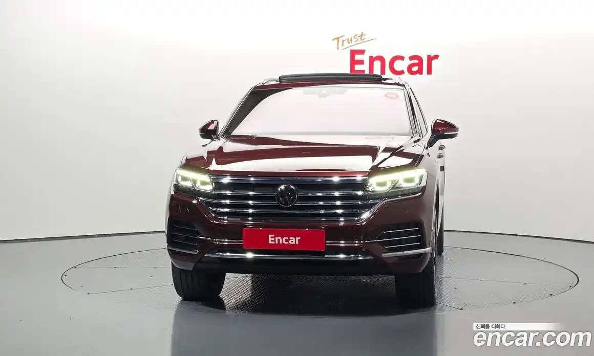 Volkswagen Touareg 2023 3.0 гидро в Москве № 199057, фото 3