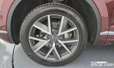 Volkswagen Touareg 2023 3.0 гидро в Москве № 199057, миниатюра 5