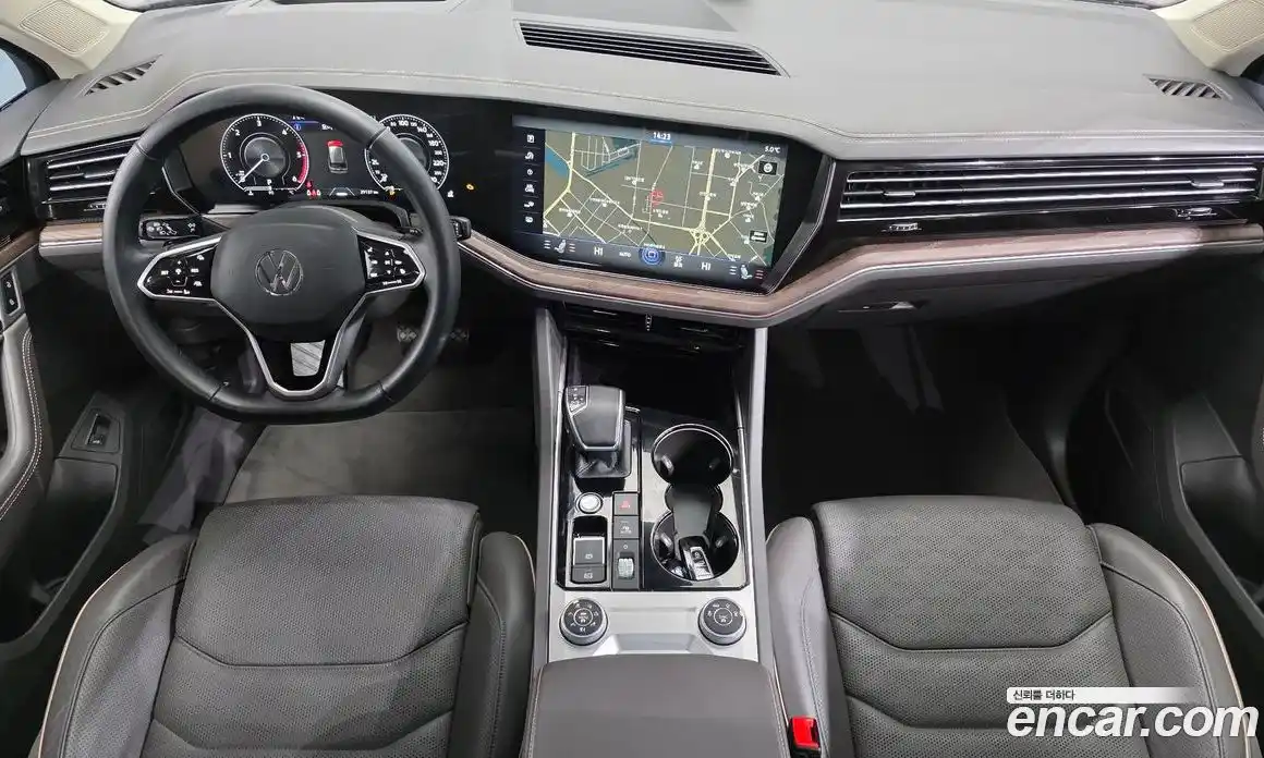 Volkswagen Touareg 2023 3.0 гидро в Москве № 199057, фото 7