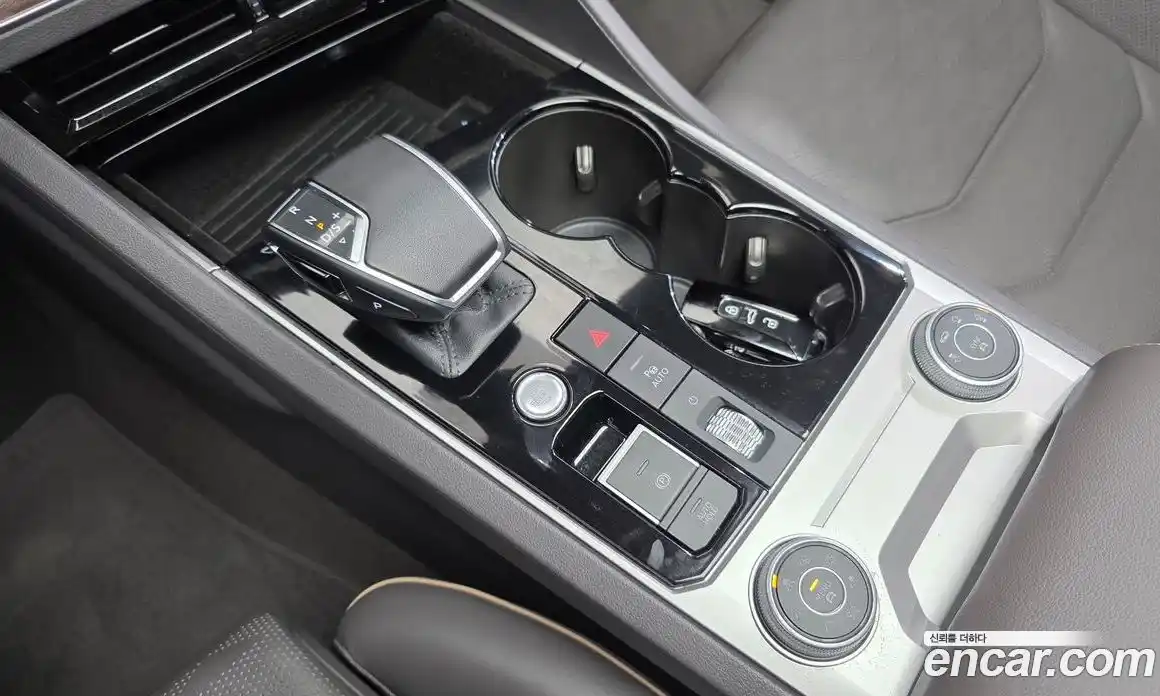Volkswagen Touareg 2023 3.0 гидро в Москве № 199057, фото 9