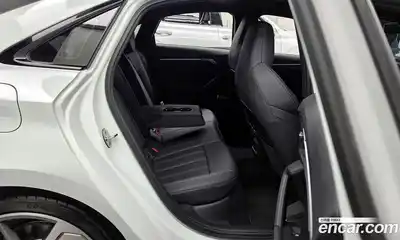 Audi S3 2023 2.0 гидро в Москве № 208730, миниатюра 11