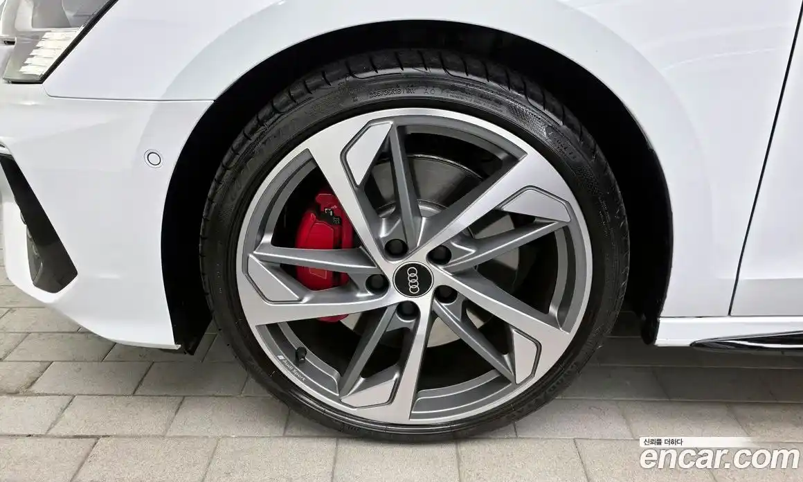 Audi S3 2023 2.0 гидро в Москве № 208730, фото 4