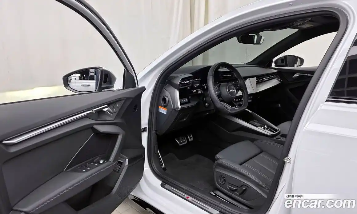 Audi S3 2023 2.0 гидро в Москве № 208730, фото 9