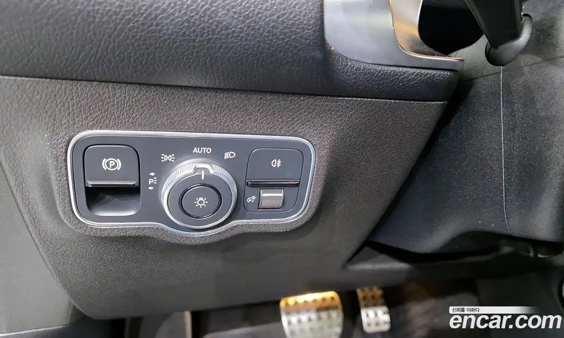 Mercedes-Benz GLB-Class 2020 2.0 гидро в Москве № 212088, фото 15