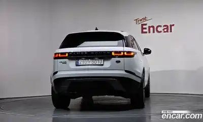 Land Rover Range-Rover Velar 2017 2.0 гидро в Москве № 213647, миниатюра 4