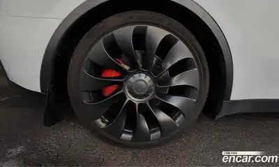 Tesla Model Y 2022 0.2 гидро в Москве № 214541, миниатюра 12