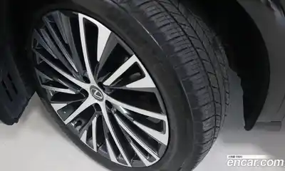 Lexus RX 2024 2.5 вариатор в Москве № 214729, миниатюра 5