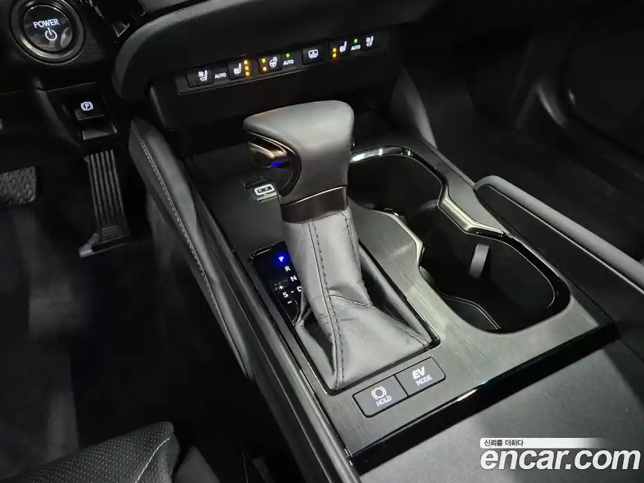 Lexus ES 2025 2.5 вариатор в Москве № 214761, фото 10
