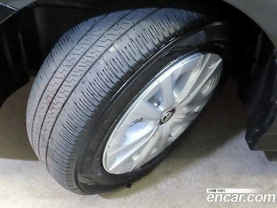 Toyota Prius 2022 1.8 гидро в Москве № 215657, фото 19