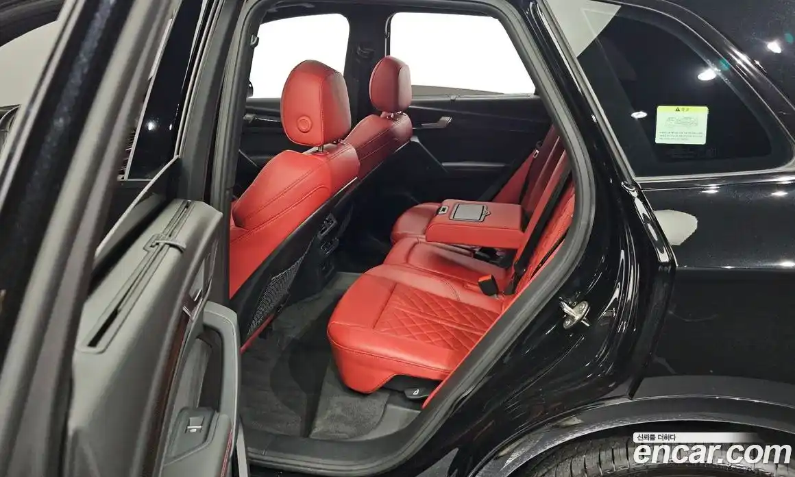 Audi SQ5 2022 3.0 гидро в Москве № 230064, фото 11