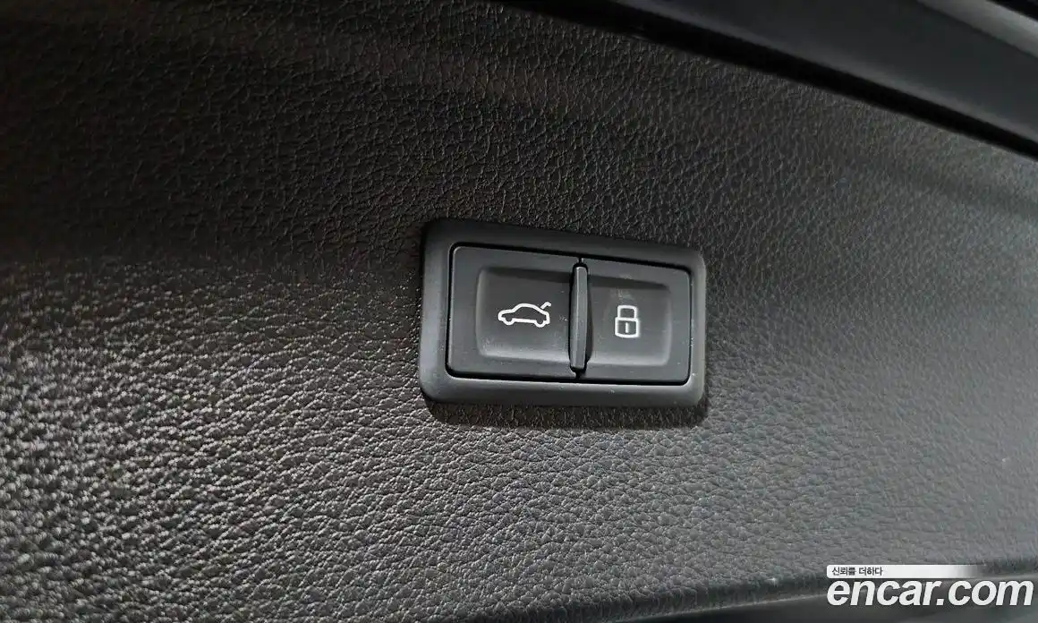 Audi SQ5 2022 3.0 гидро в Москве № 230064, фото 20