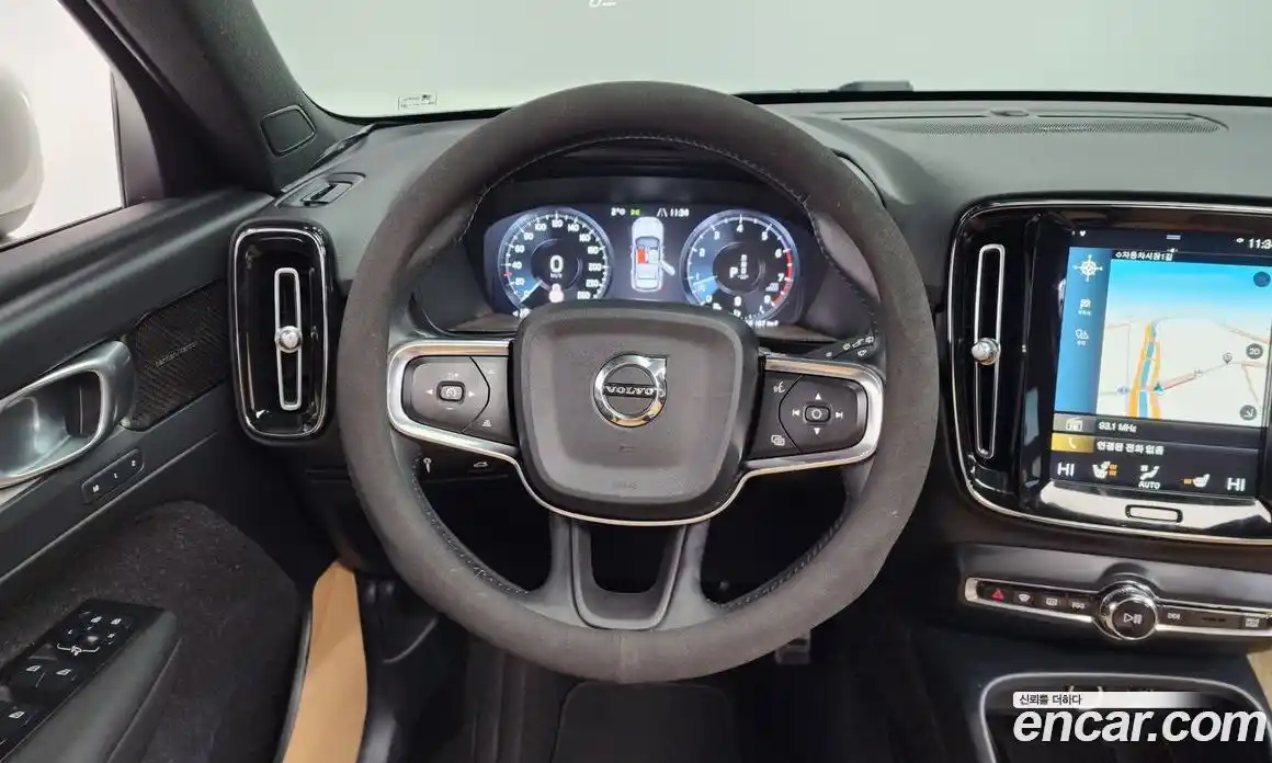 Volvo XC40 2021 2.0 гидро в Москве № 230362, фото 13