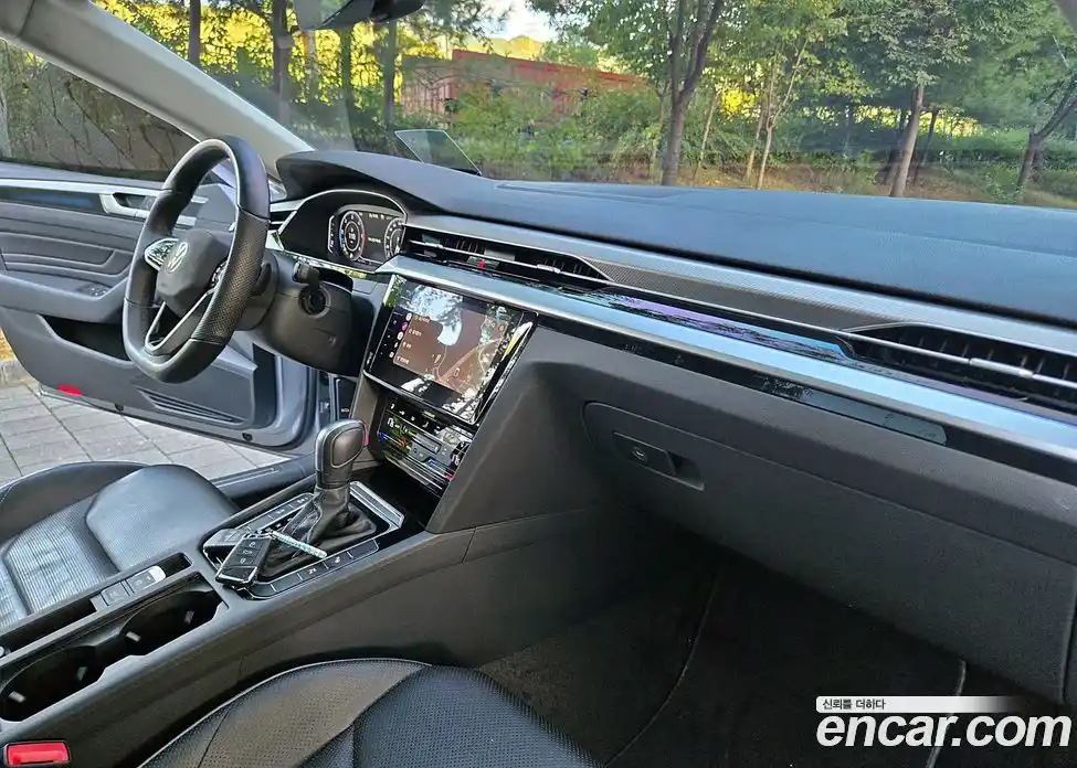 Volkswagen Arteon 2023 2.0 гидро в Москве № 232081, фото 13