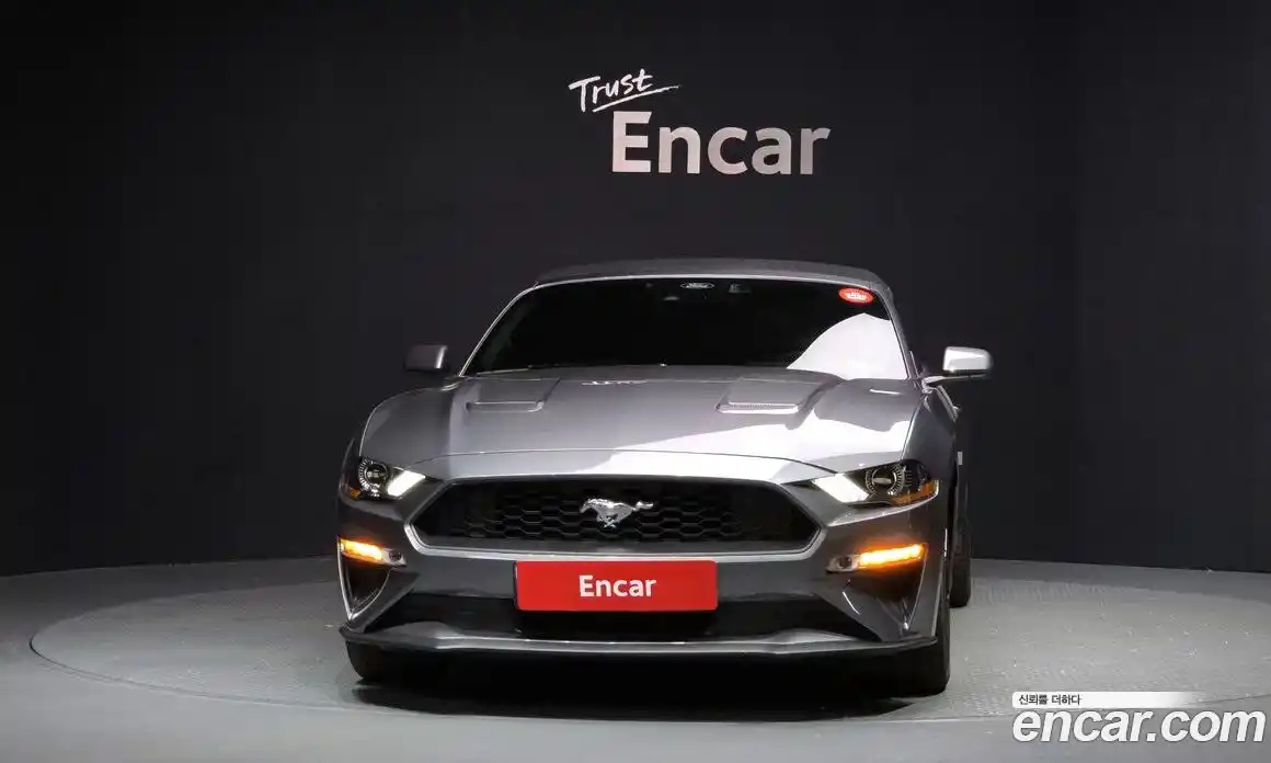 Ford Mustang 2021 2.3 гидро в Москве № 233292, фото 3