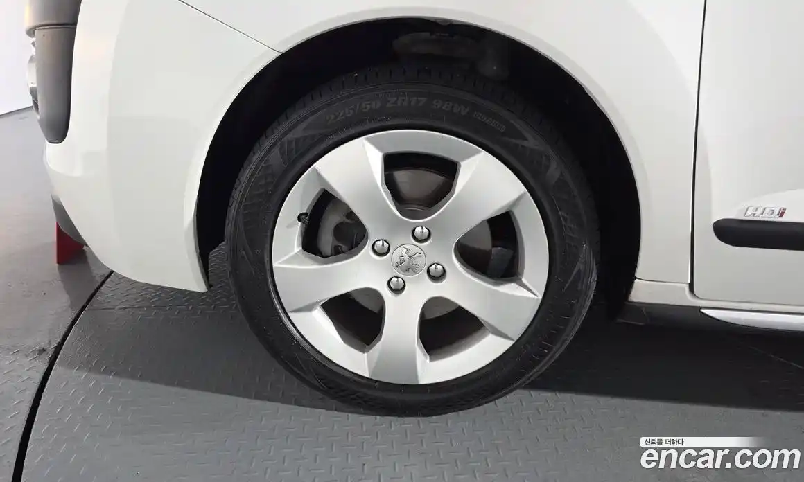 Peugeot 3008 2013 2.0 гидро в Москве № 233703, фото 5