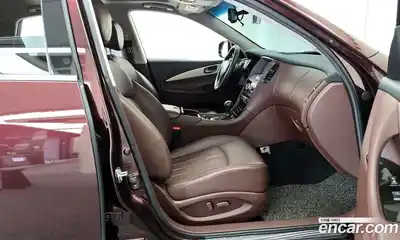 Infiniti QX50 2017 3.7 гидро в Москве № 244833, миниатюра 11