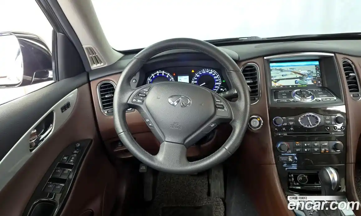 Infiniti QX50 2017 3.7 гидро в Москве № 244833, фото 13