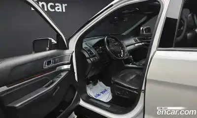 Ford Explorer 2018 3.5 гидро в Москве № 255706, миниатюра 10