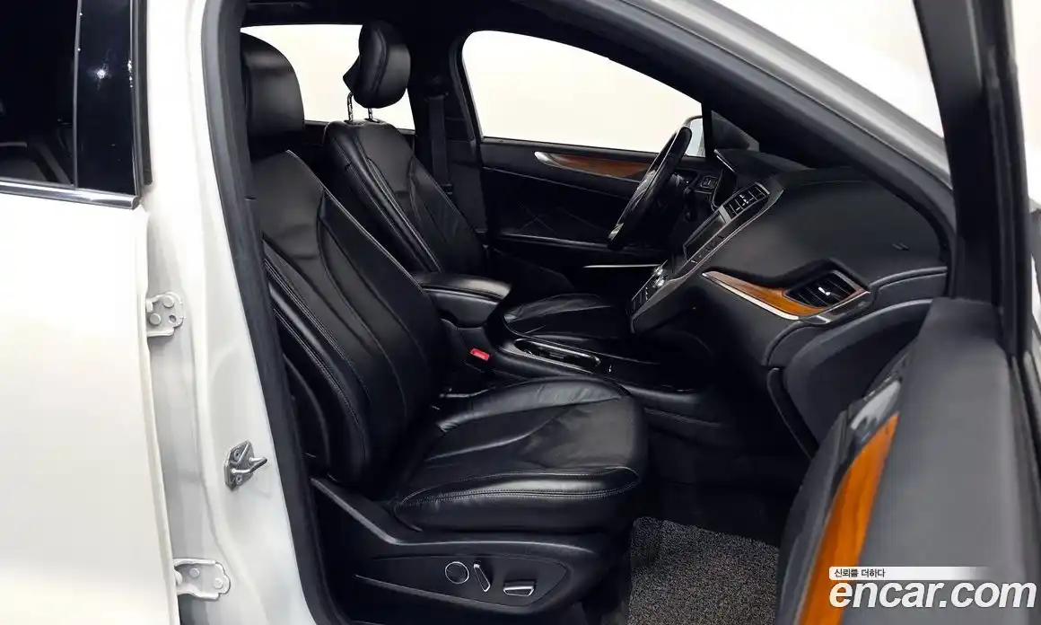 Lincoln MKC 2016 2.0 гидро в Москве № 255833, фото 11