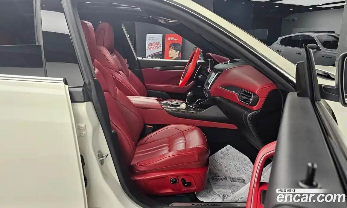 Maserati Levante 2018 3.0 гидро в Москве № 255938, фото 12