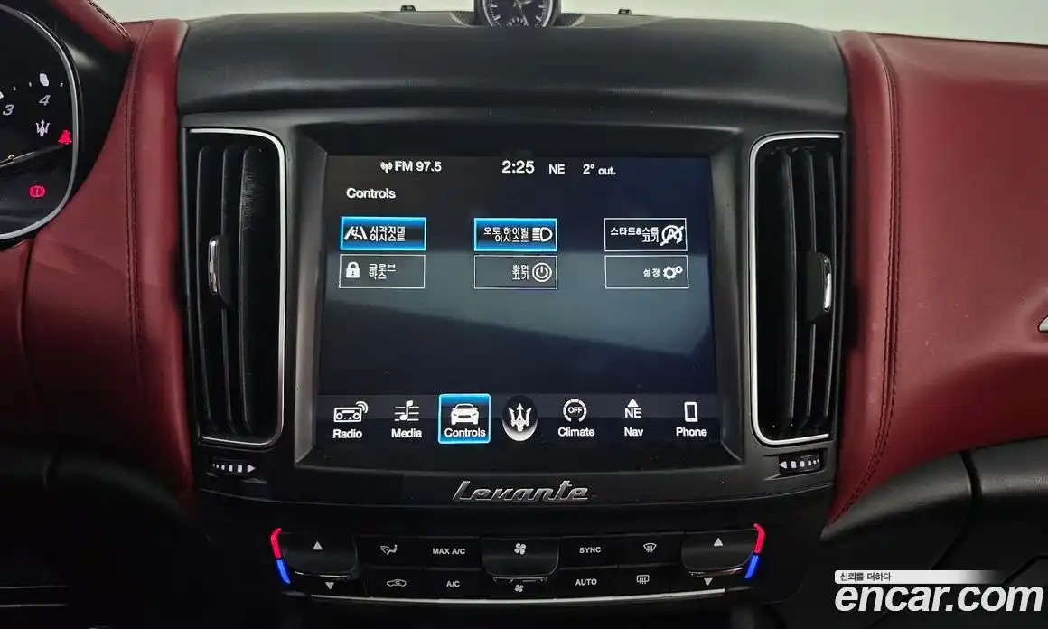 Maserati Levante 2018 3.0 гидро в Москве № 255938, фото 17