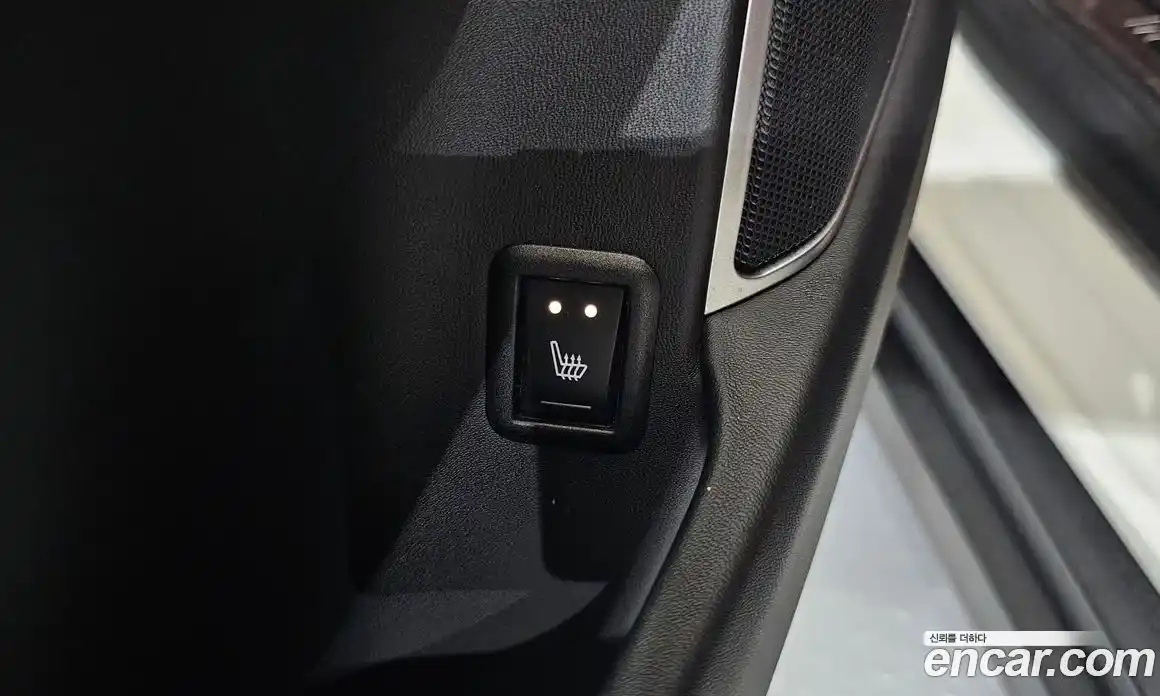 Maserati Levante 2018 3.0 гидро в Москве № 255938, фото 18