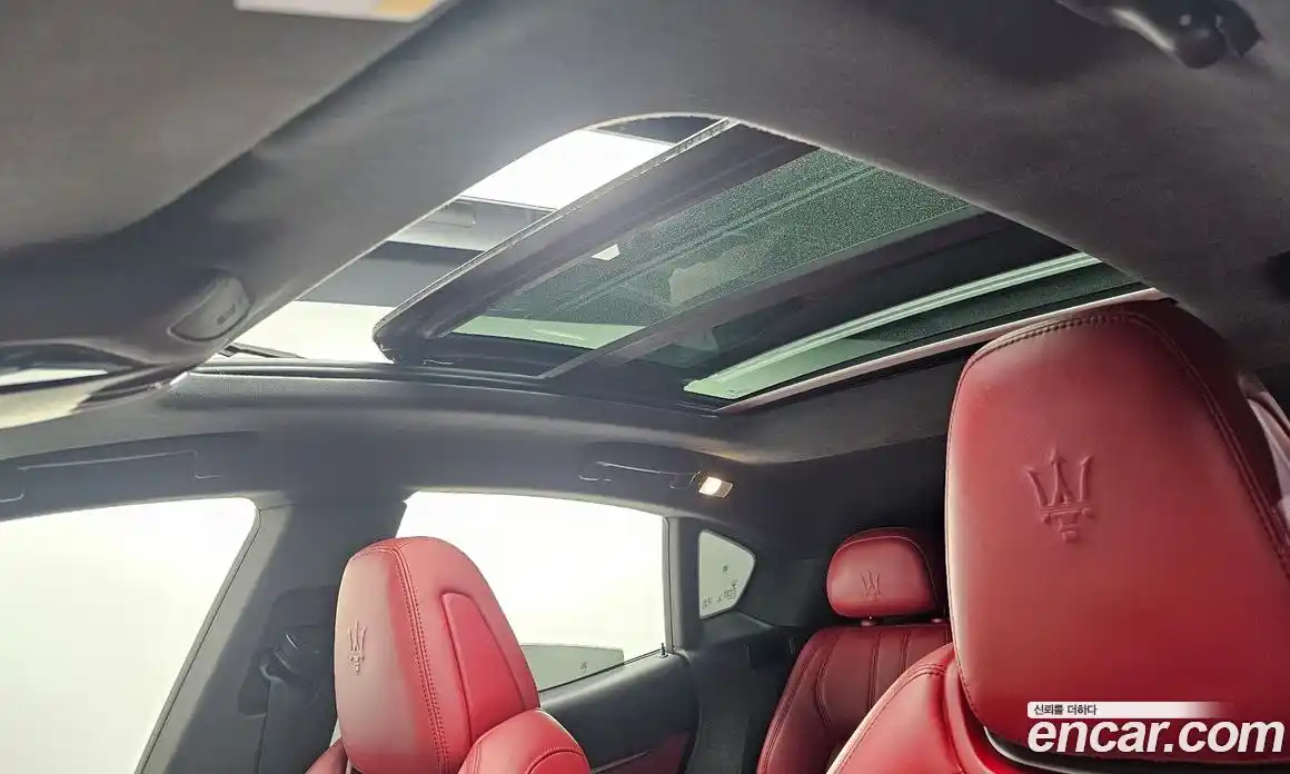 Maserati Levante 2018 3.0 гидро в Москве № 255938, фото 19