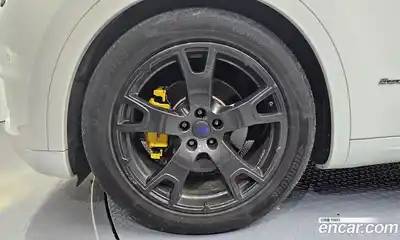 Maserati Levante 2018 3.0 гидро в Москве № 255938, миниатюра 5