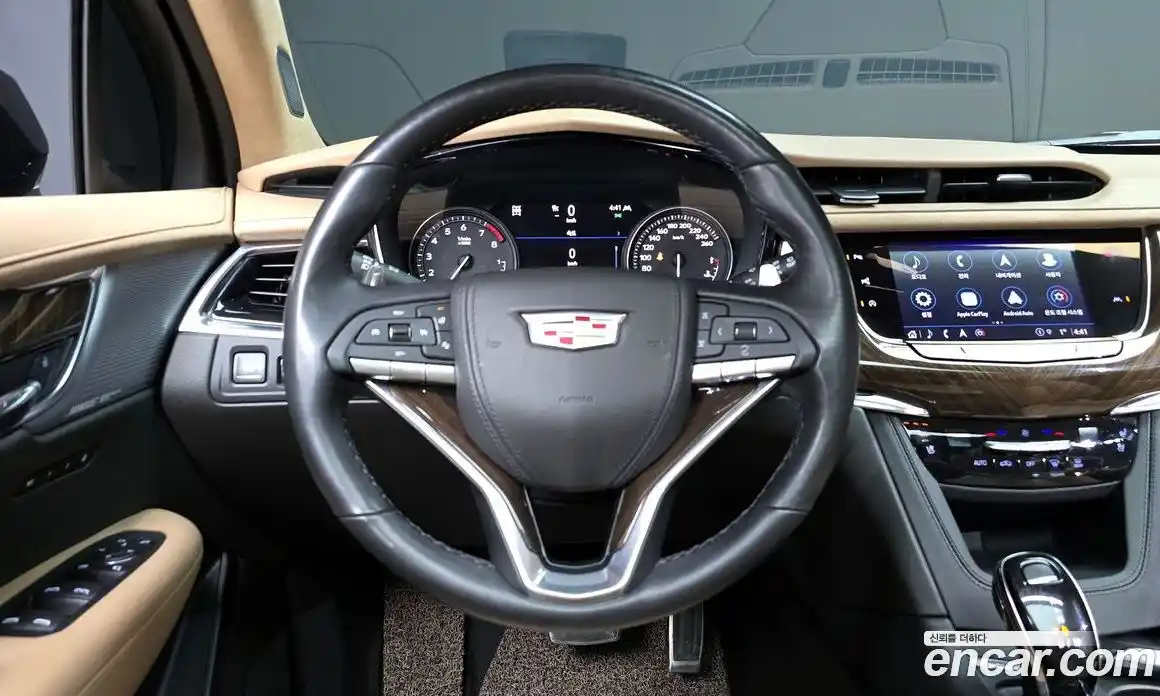 Cadillac XT6 2021 3.6 гидро в Москве № 256407, фото 13