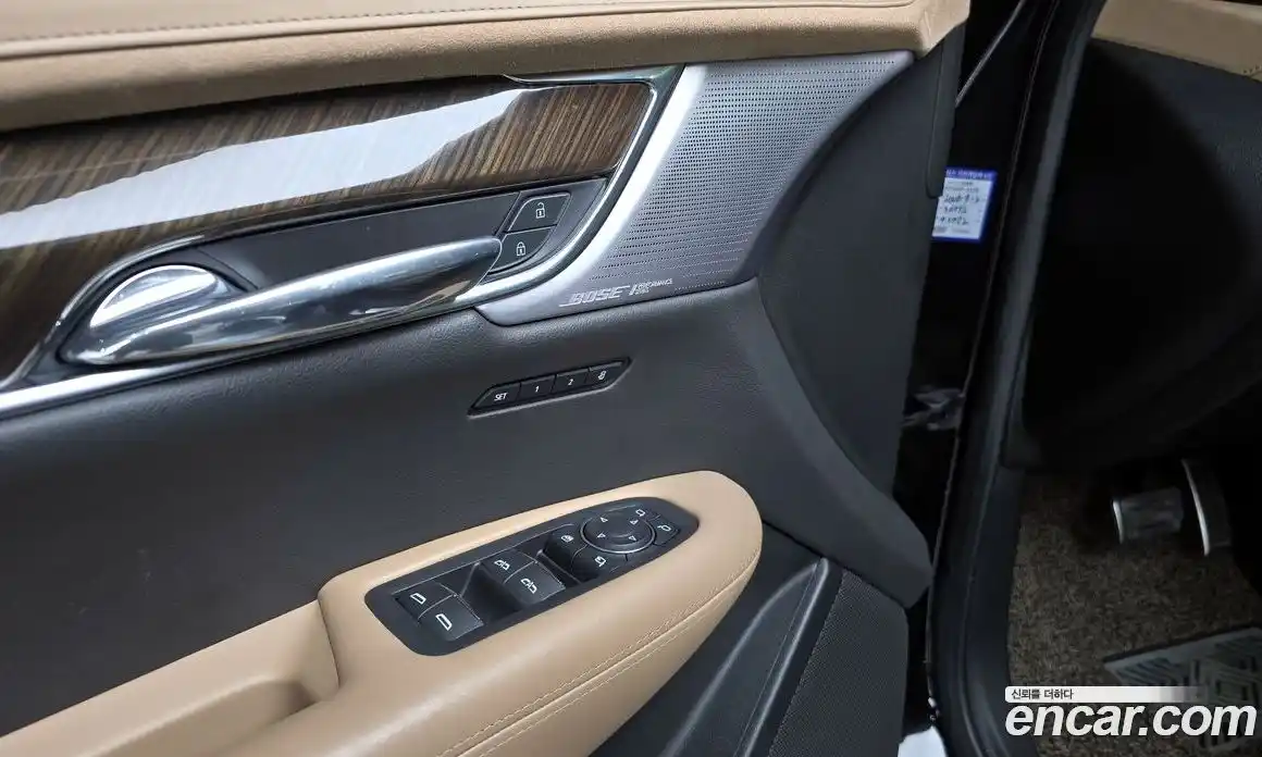 Cadillac XT6 2021 3.6 гидро в Москве № 256407, фото 17