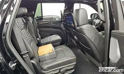 Cadillac Escalade 2023 6.2 гидро в Москве № 256475, миниатюра 12