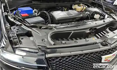 Cadillac Escalade 2023 6.2 гидро в Москве № 256475, миниатюра 6