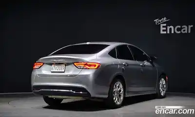 Chrysler 200 2015 2.4 гидро в Москве № 256776, миниатюра 2