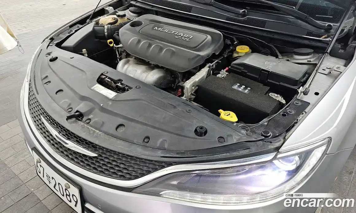 Chrysler 200 2015 2.4 гидро в Москве № 256776, фото 6
