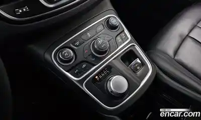 Chrysler 200 2015 2.4 гидро в Москве № 256776, миниатюра 9